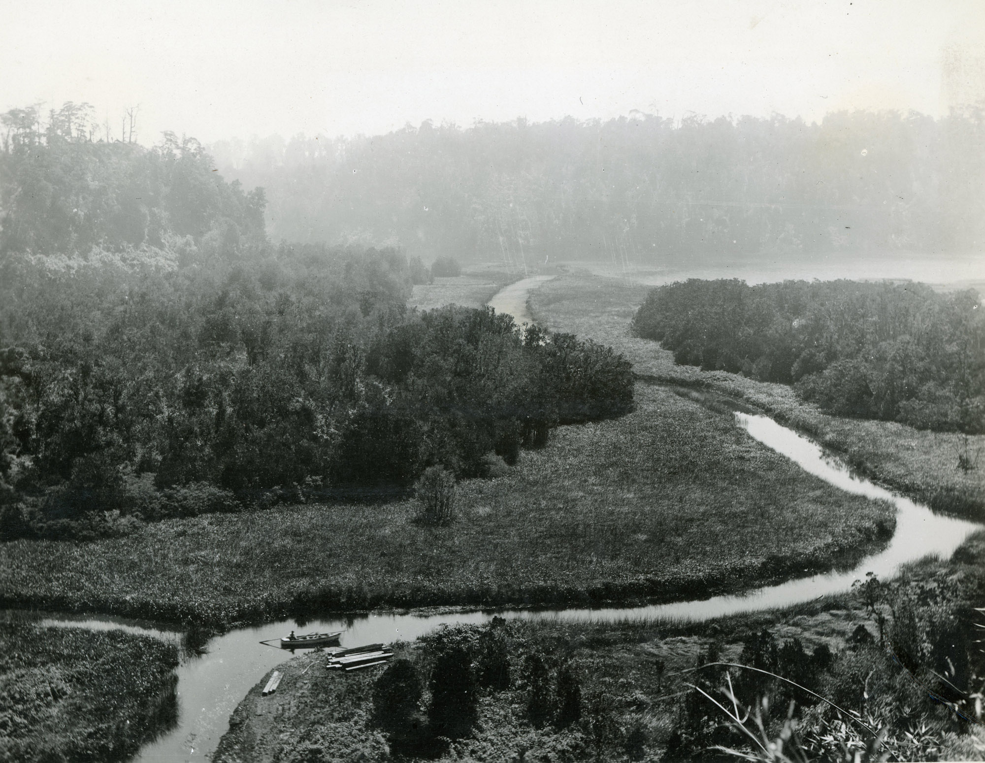 Cercanías del Lago Llanquihue, ca. 1928