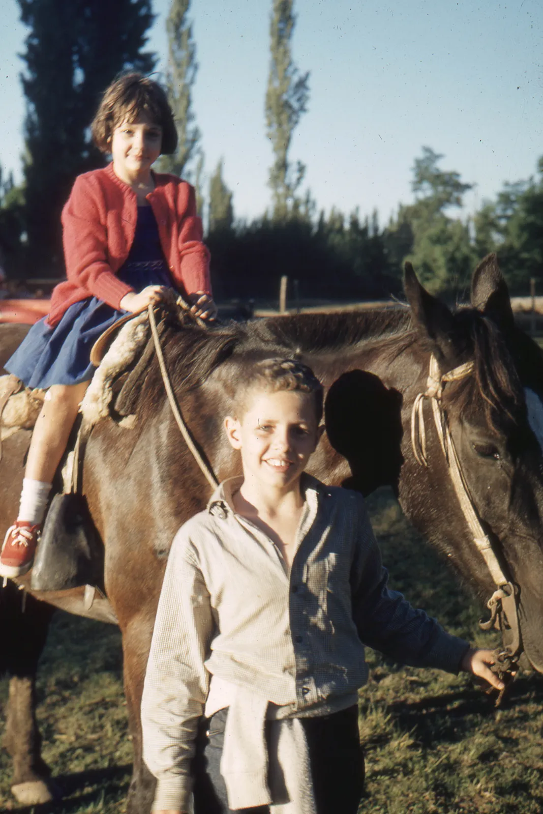 Niña a caballo circa. 1965