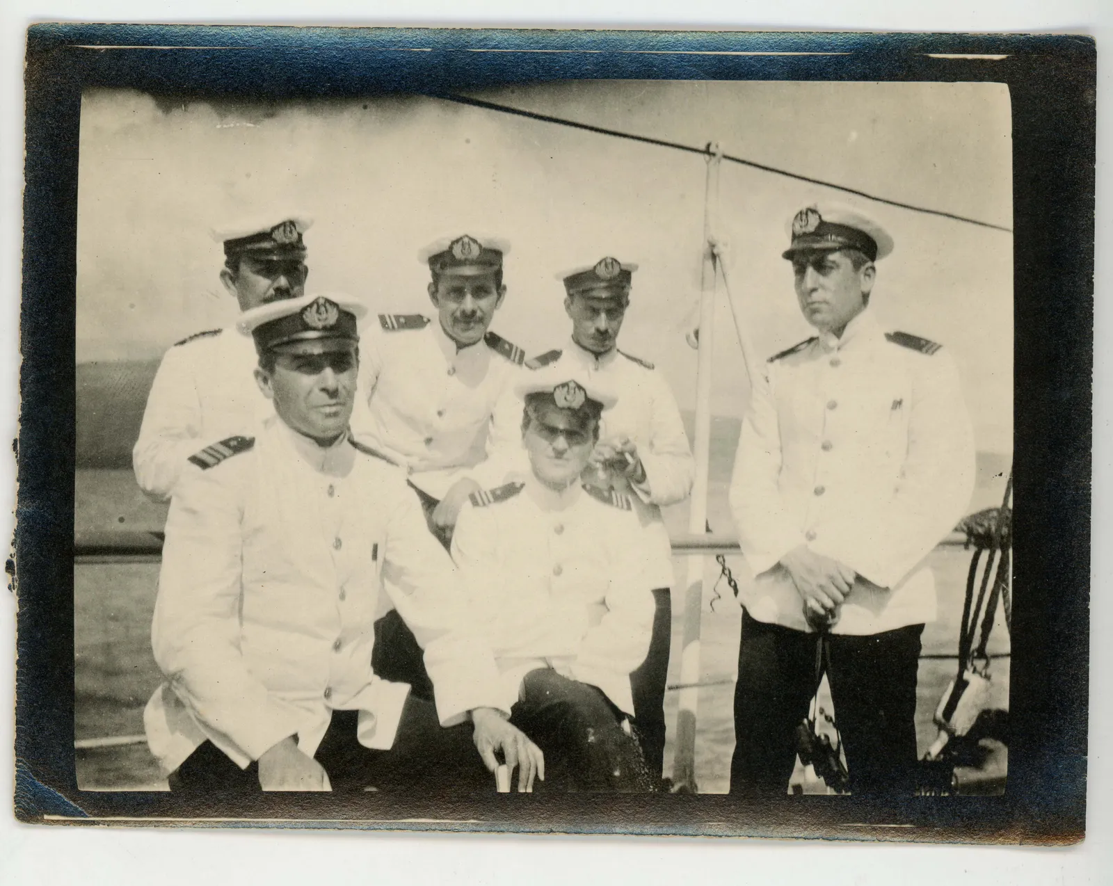 Oficiales a bordo del Buque Escuela Baquedano, 1917