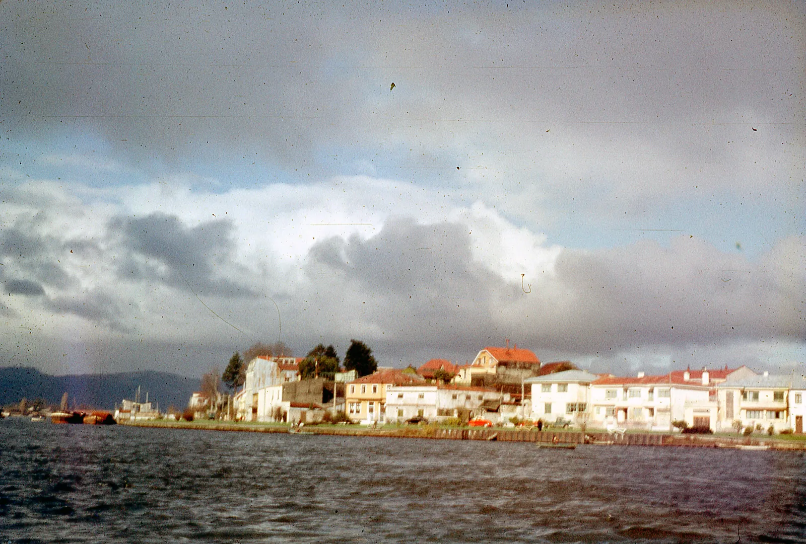 Valdivia desde Isla Teja, previo al terremoto, 1960