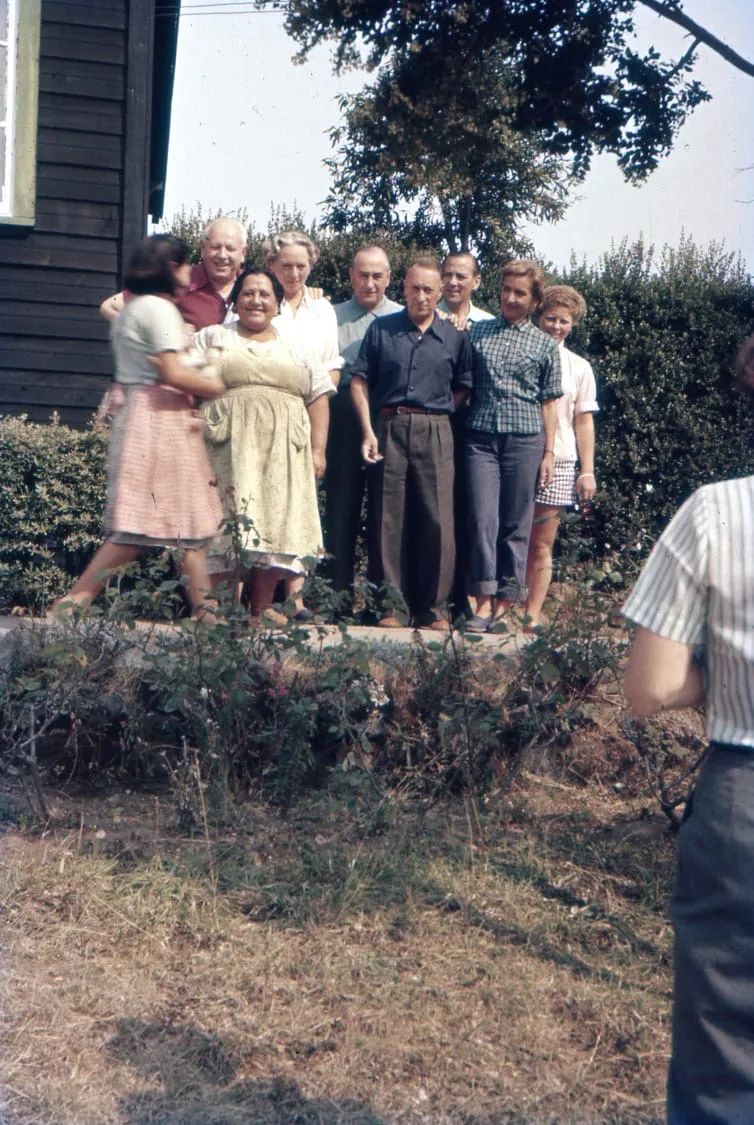 Reunión de vecinos en Llifén (Lago Ranco), ca. 1958