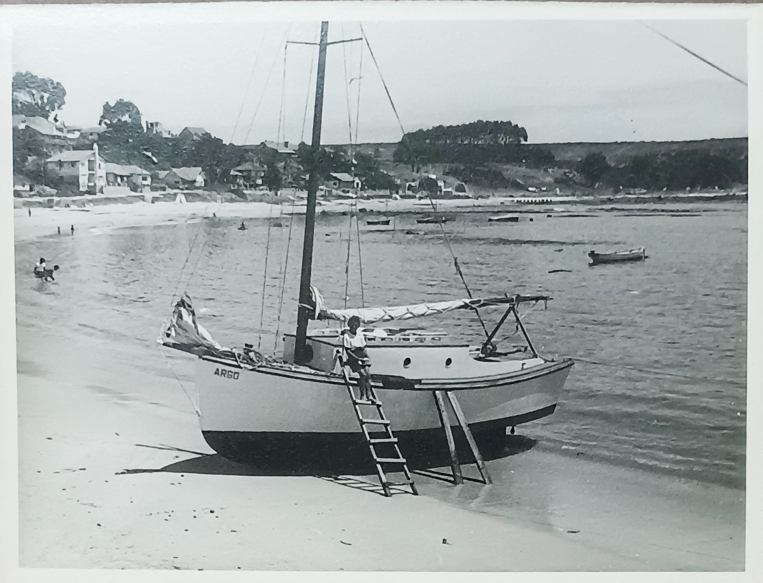Yate en Playa San Pedro, Algarrobo, 1945