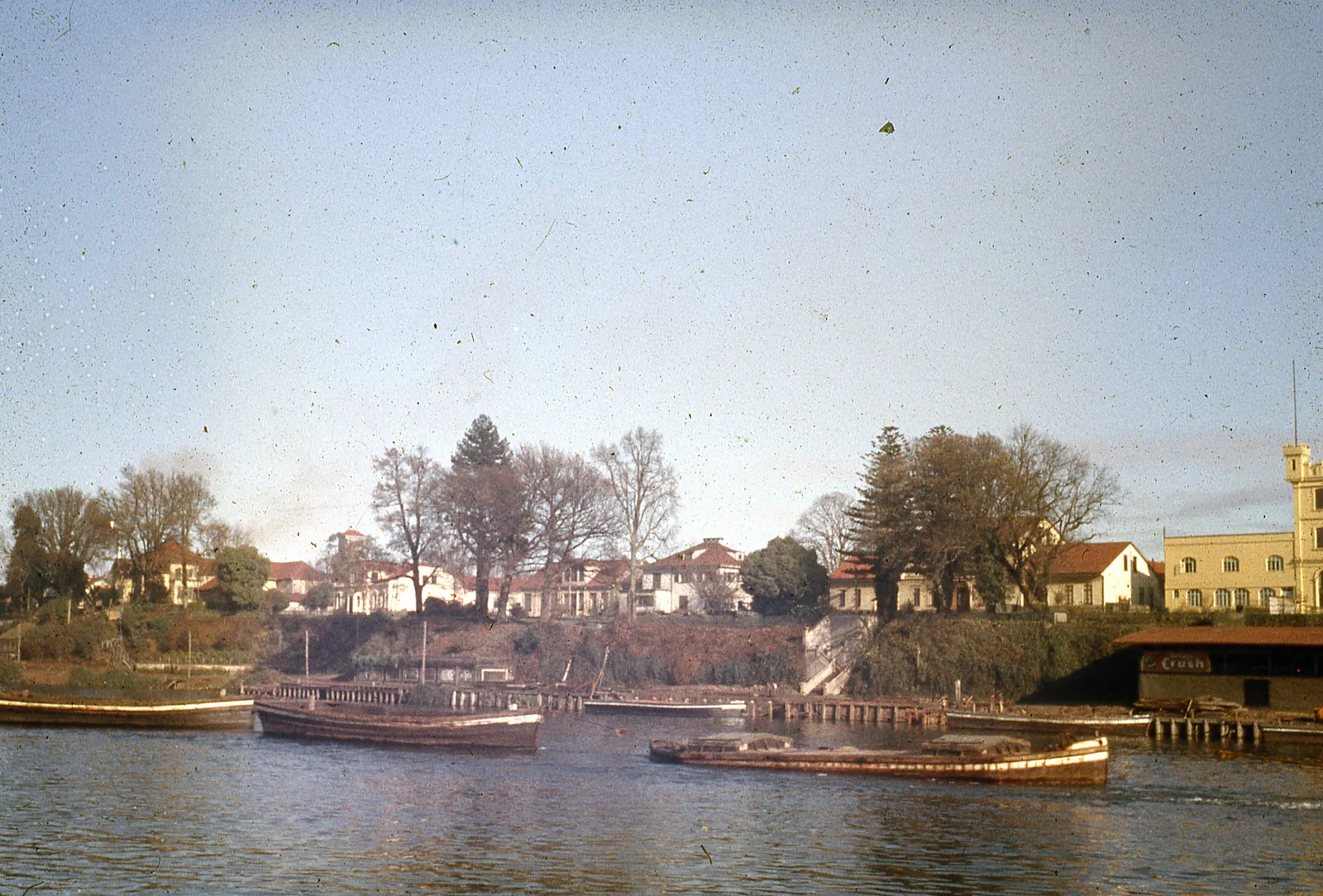 Valdivia, botes y el Río, 1960