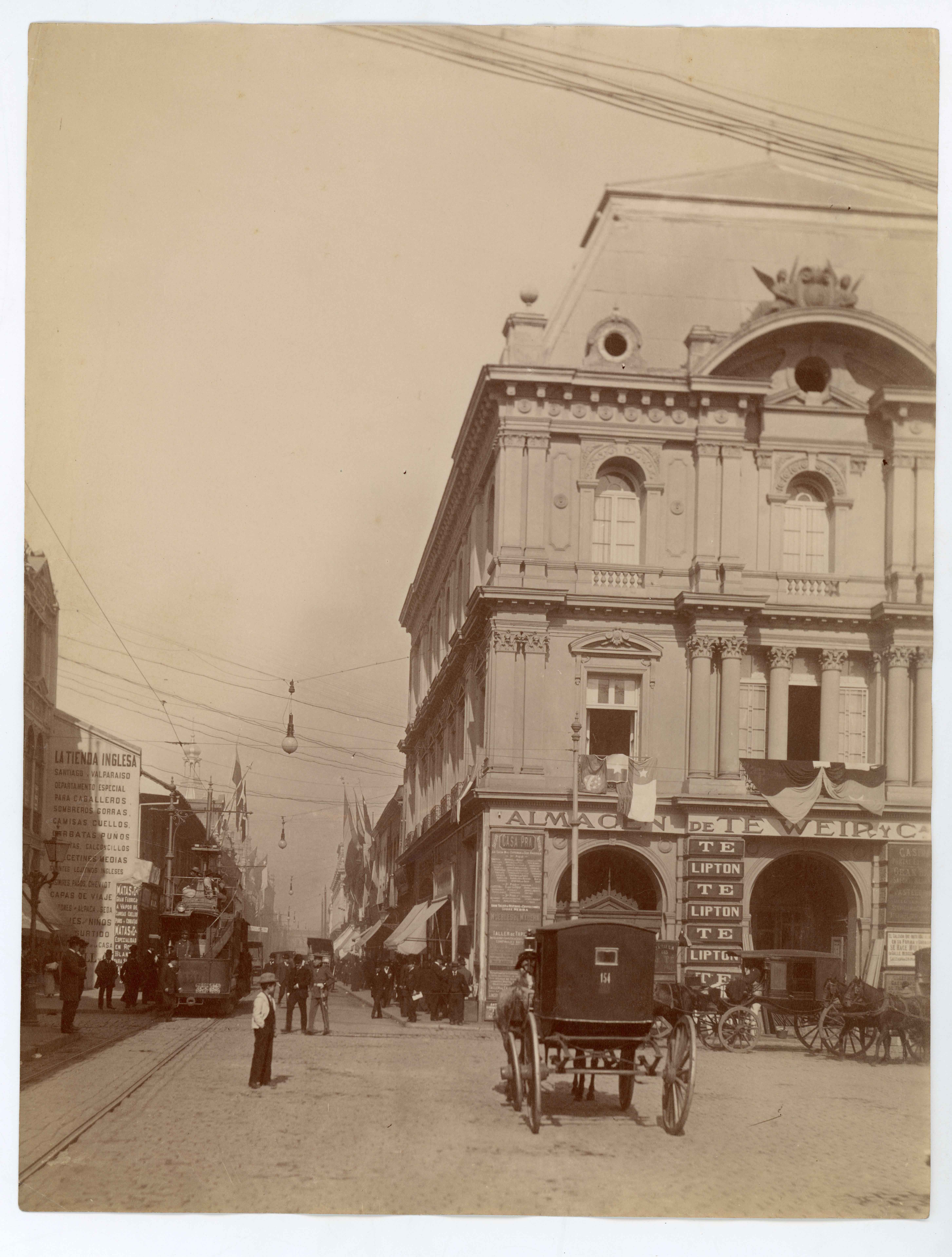 Calle Estado y Merced, Plaza de Armas de Santiago, ca. 1904