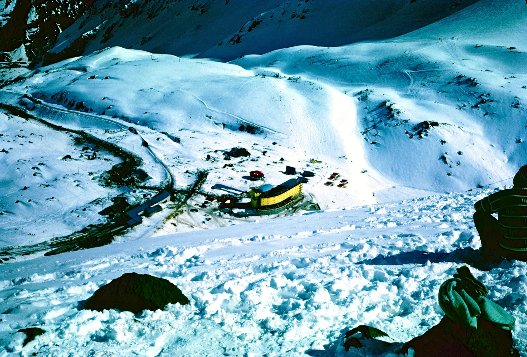 Hotel Portillo desde lo alto, ca. 1964
