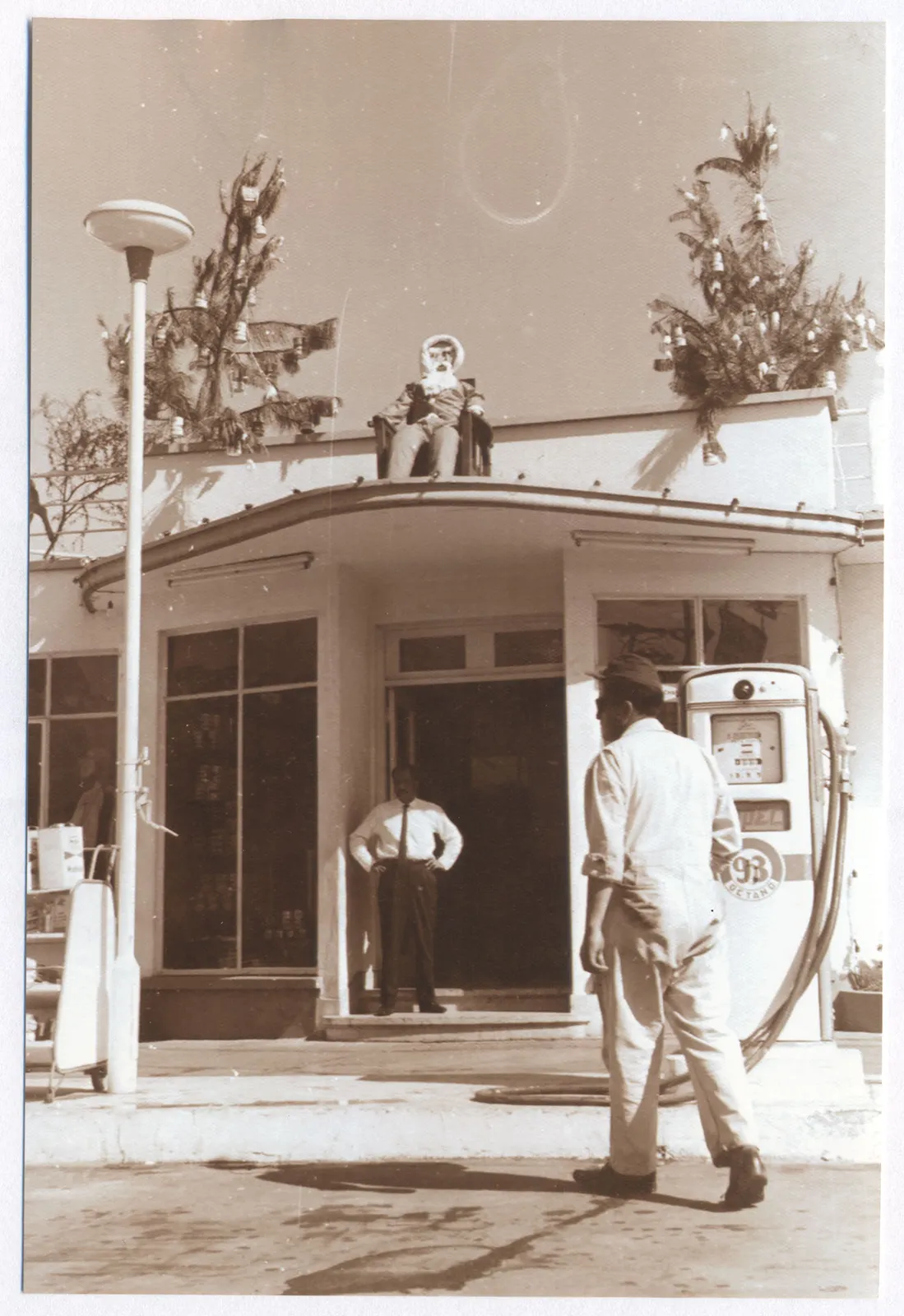 Estación de servicio Copec, Chillán, 1966