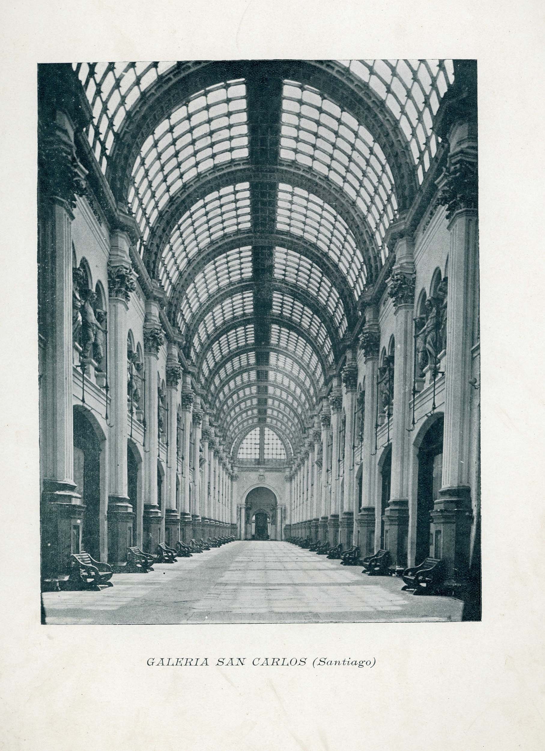 Galería San Carlos en Plaza de Armas de Santiago, 1890