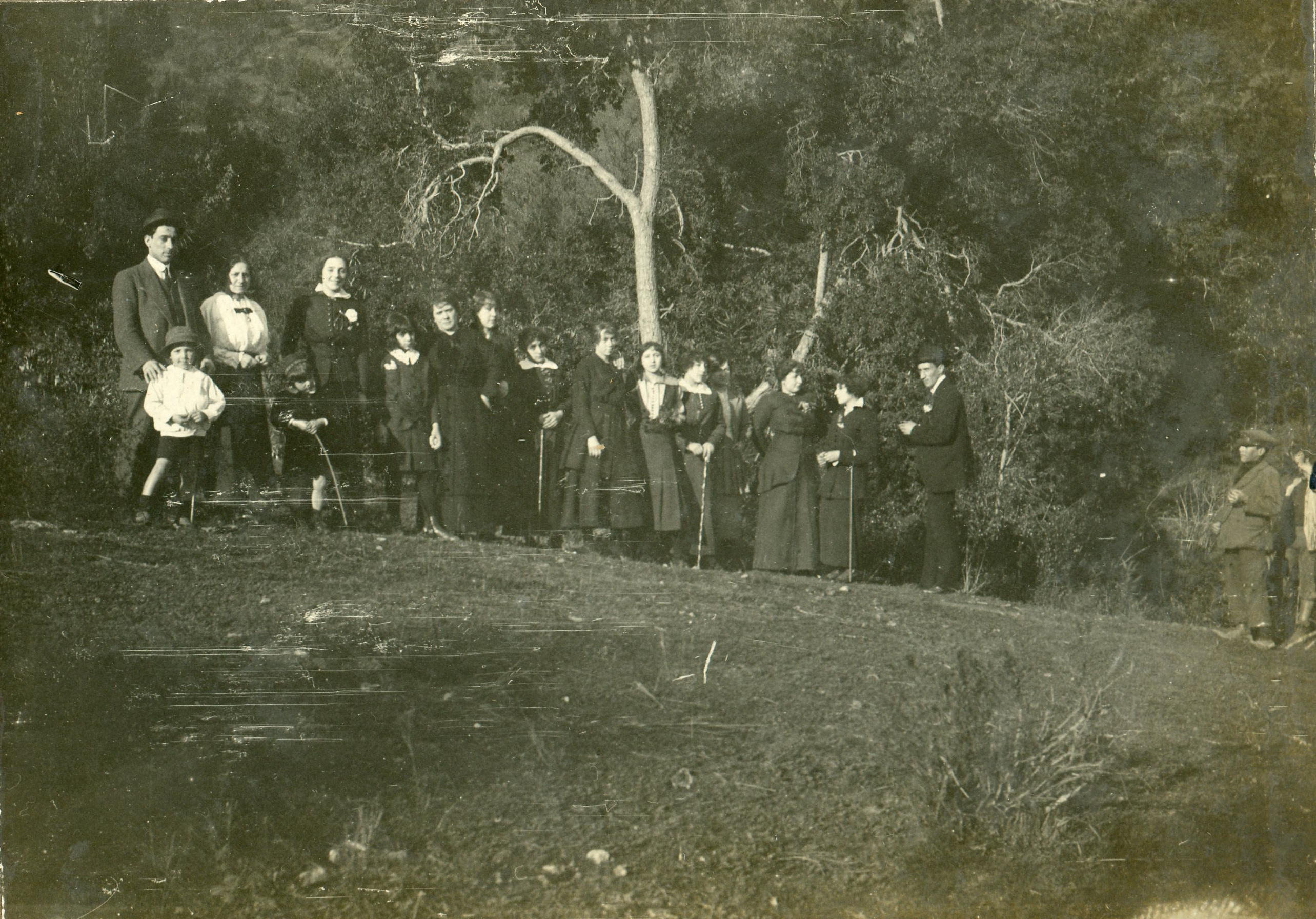 Grupo familiar en Limache, Agosto de 1915