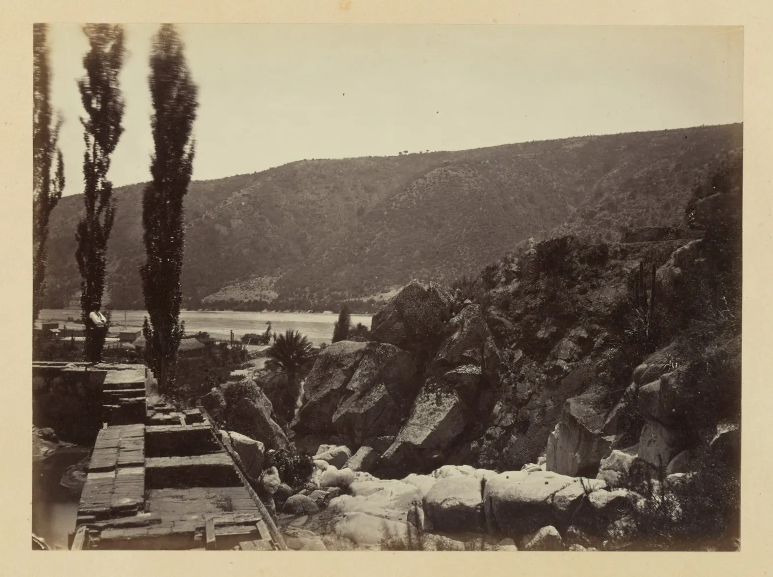 Paisaje costero sin reconocer, registrado como Viña del Mar, 1868