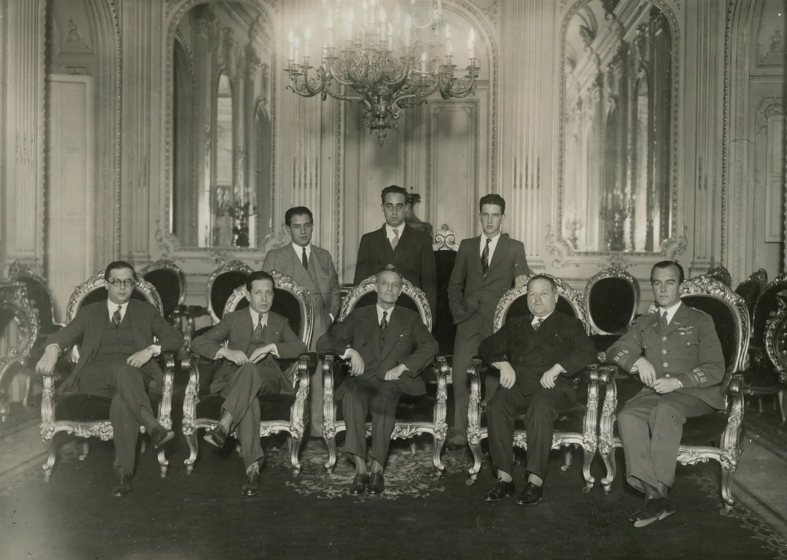 Vicepresidencia y Edecanes, Noviembre 1931