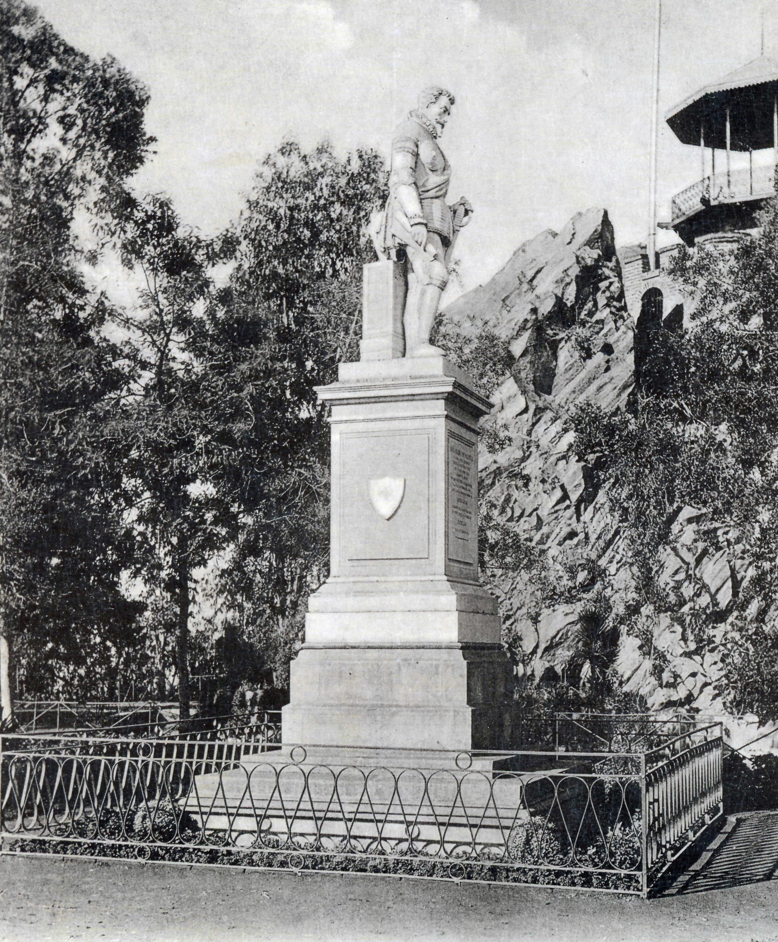 Estatua de Pedro de Valdivia en Cerro Santa Lucía, ca. 1910
