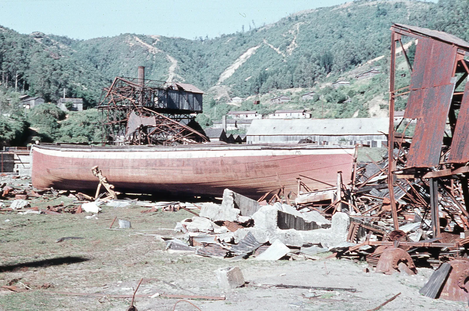 Devastación en el puerto de Corral en 1960