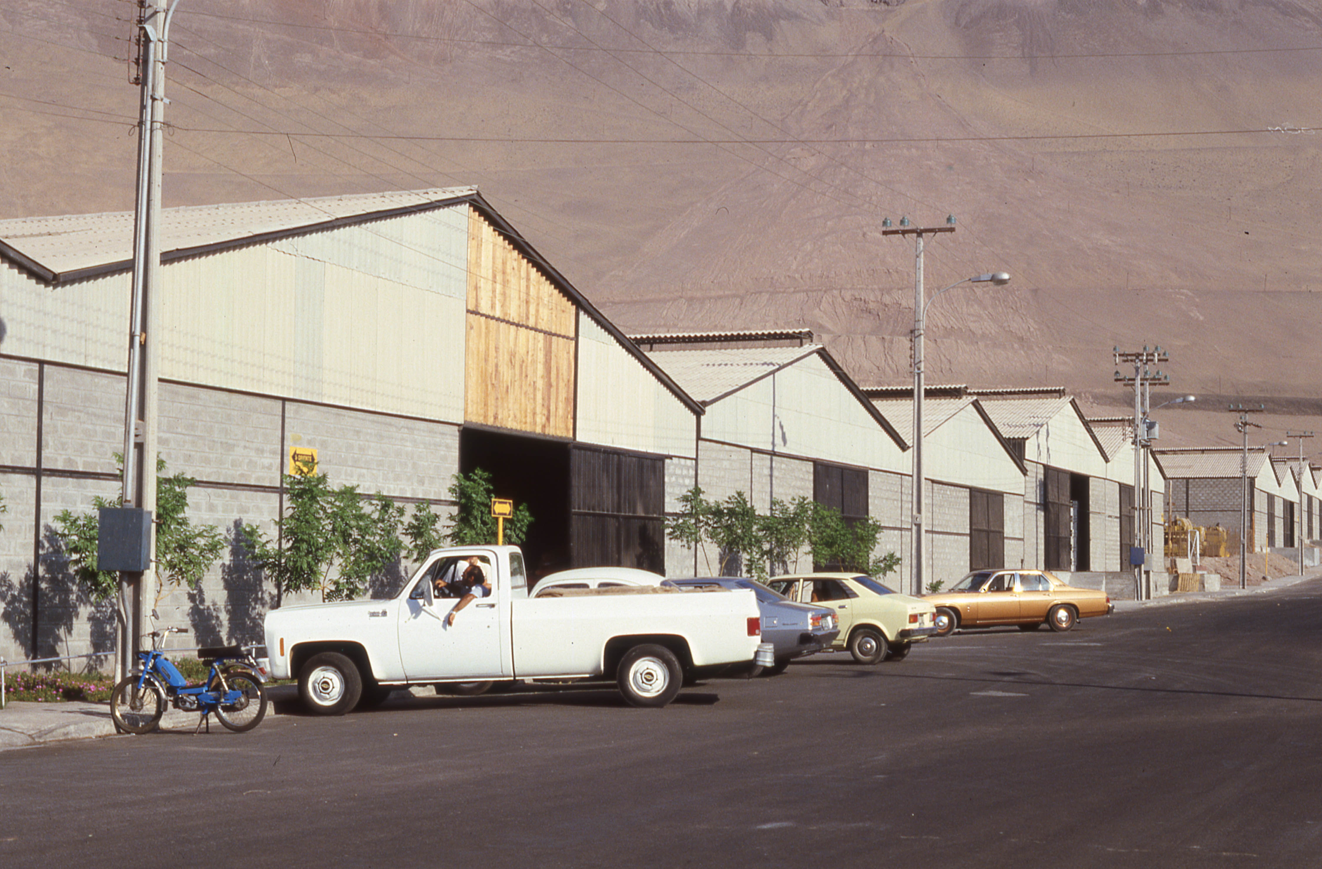 Zona Franca de Iquique, calle, ca. 1980