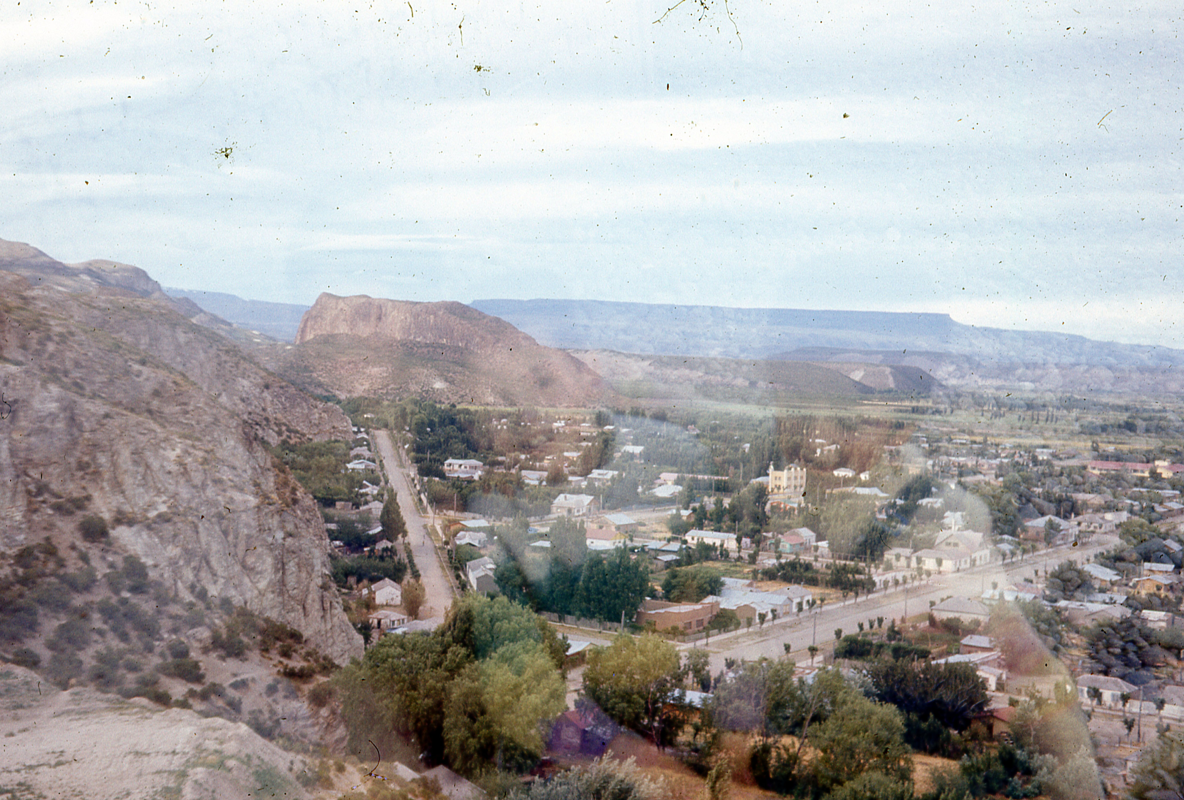 Vista de la ciudad de Chile Chico, Región de Aysén, ca. 1965