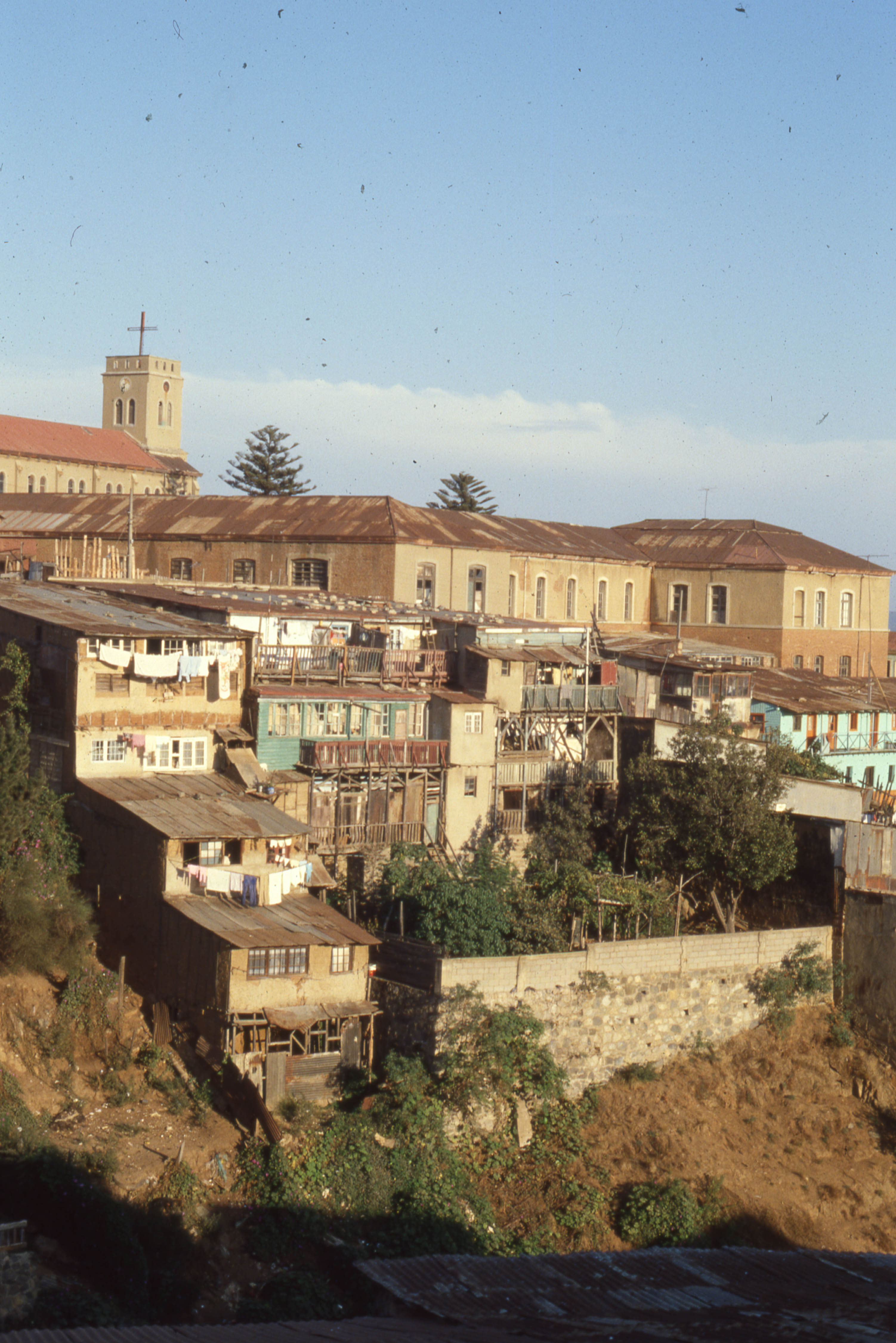 Cerro Cordillera e Iglesia del Perpetuo Socorro, ca. 1975