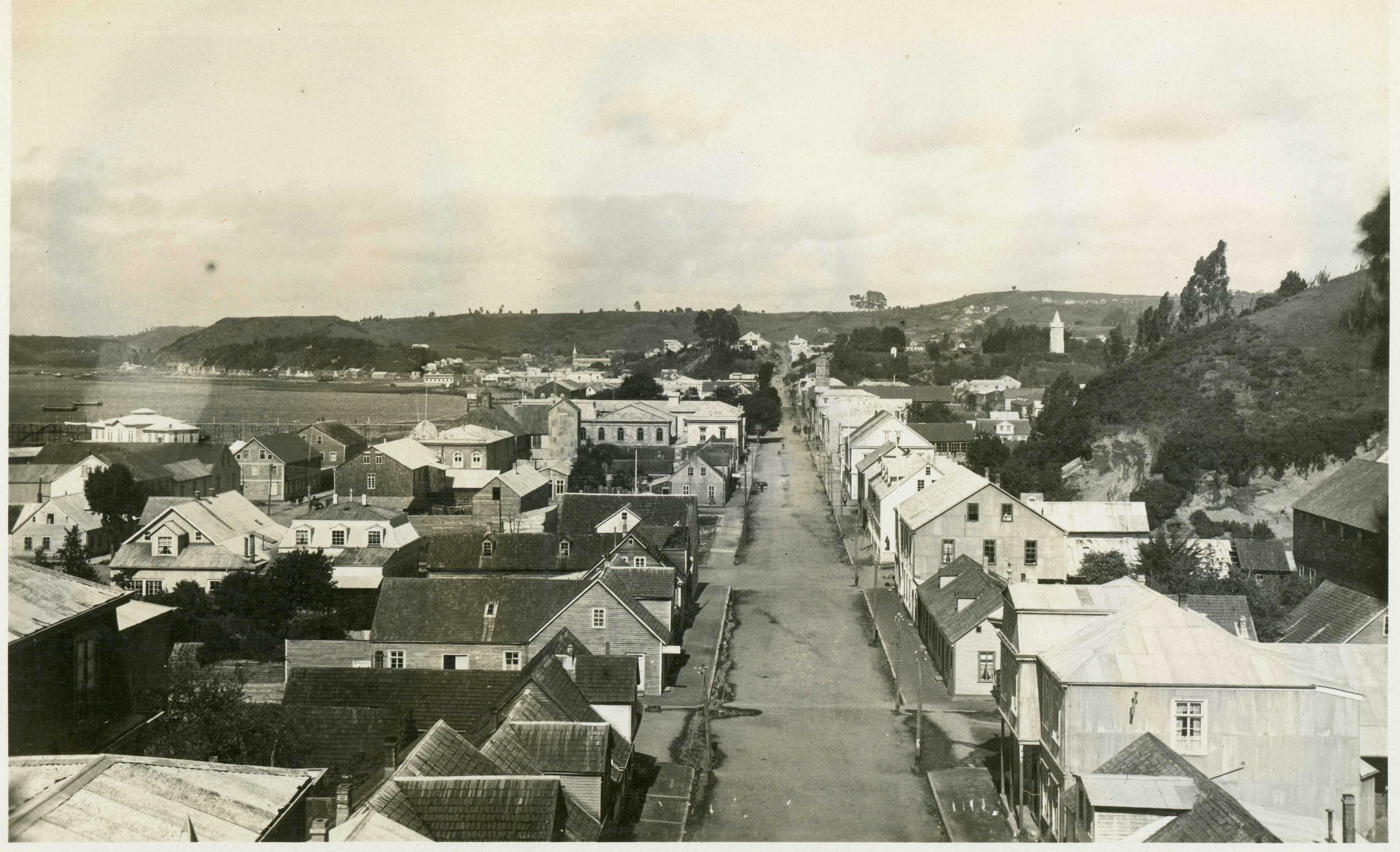 Calle Antonio Varas de Puerto Montt, ca. 1928