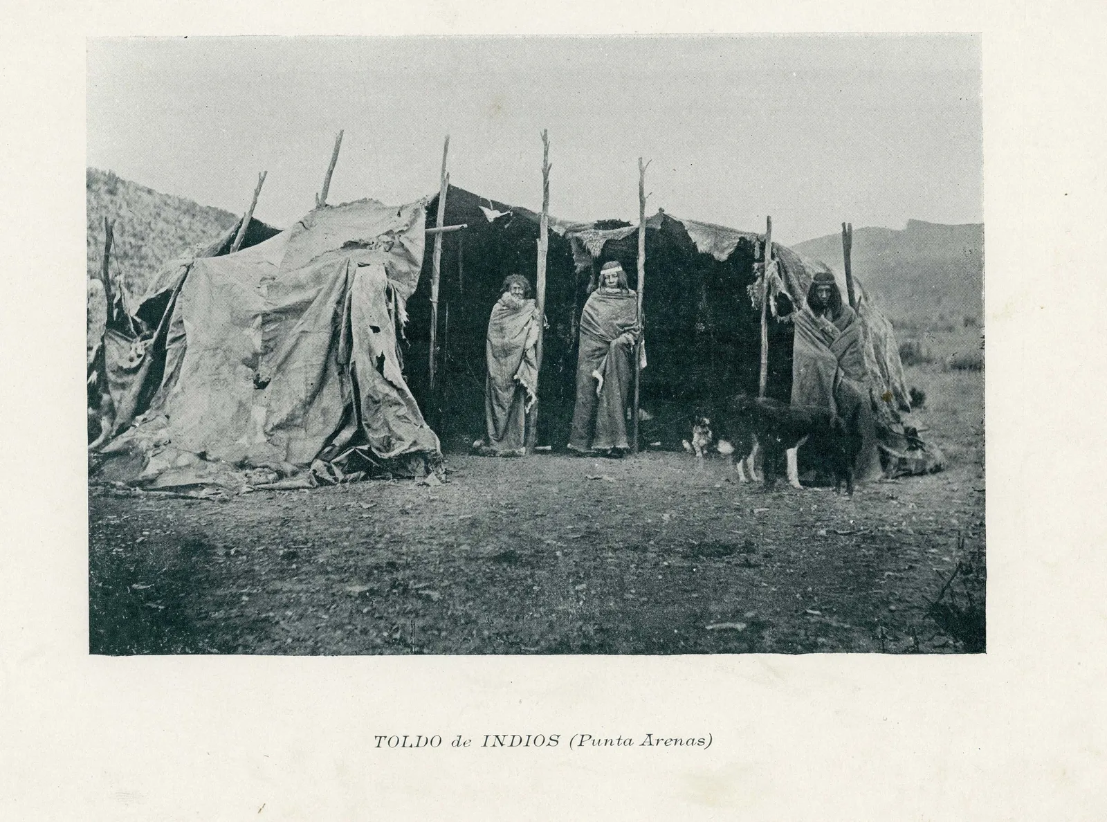 Toldo de Indígenas en Punta Arenas, 1890
