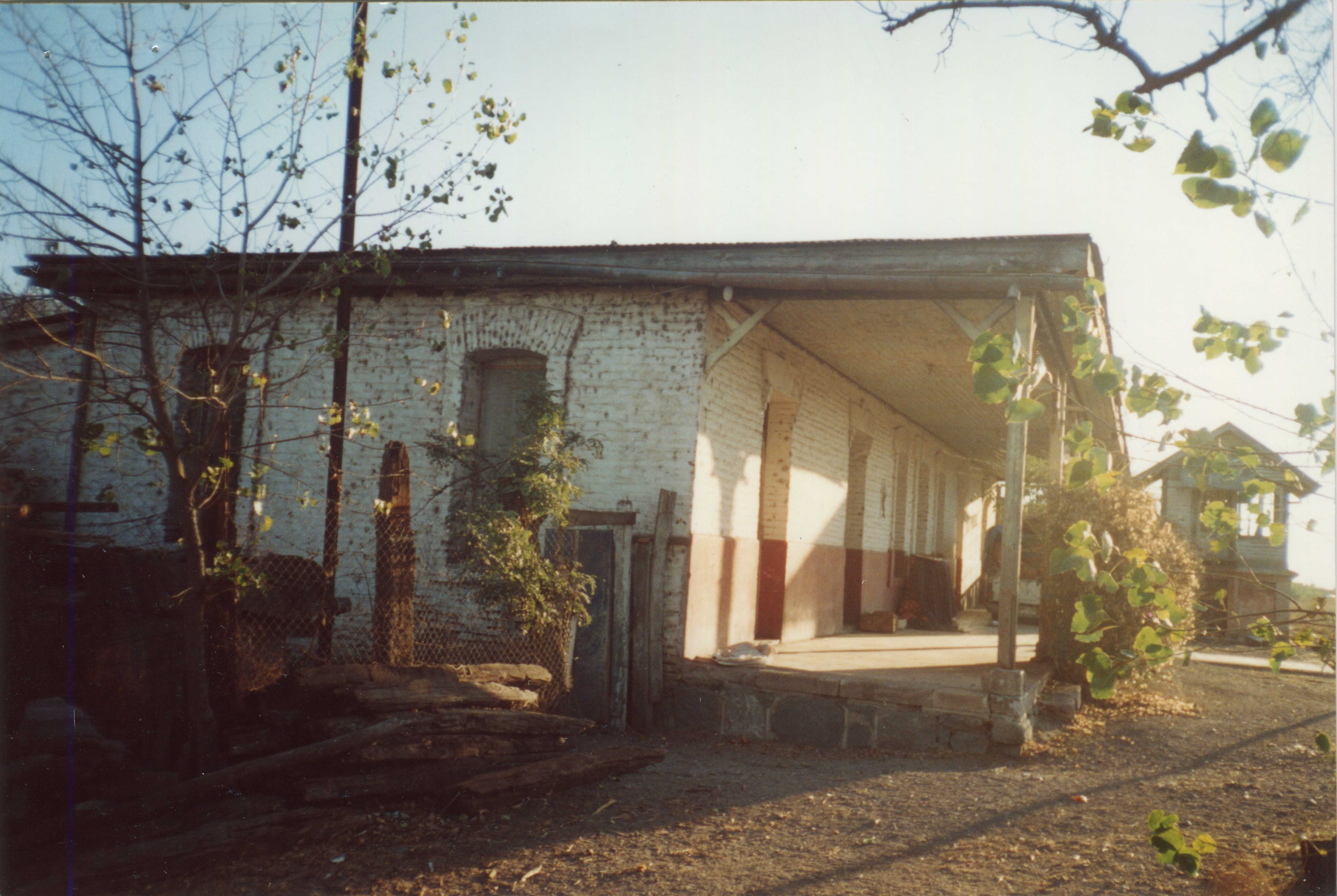 Estación de Trenes Chiñihue, Ramal Santiago Cartagena, 1990
