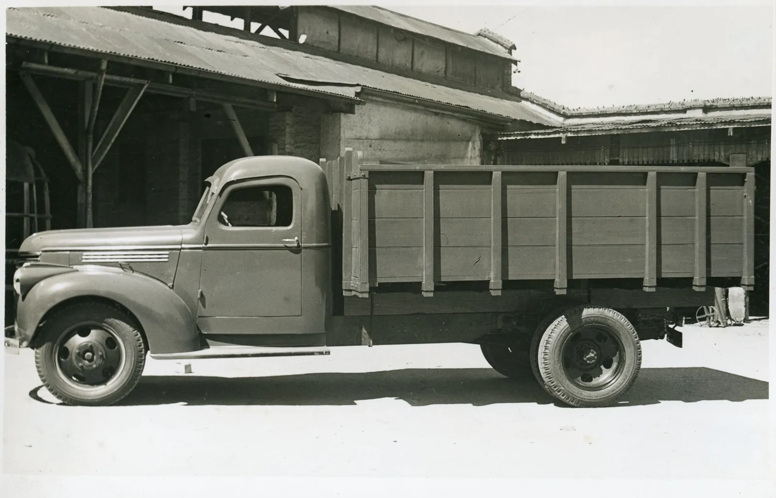Camión en Viña del Mar, ca. 1950