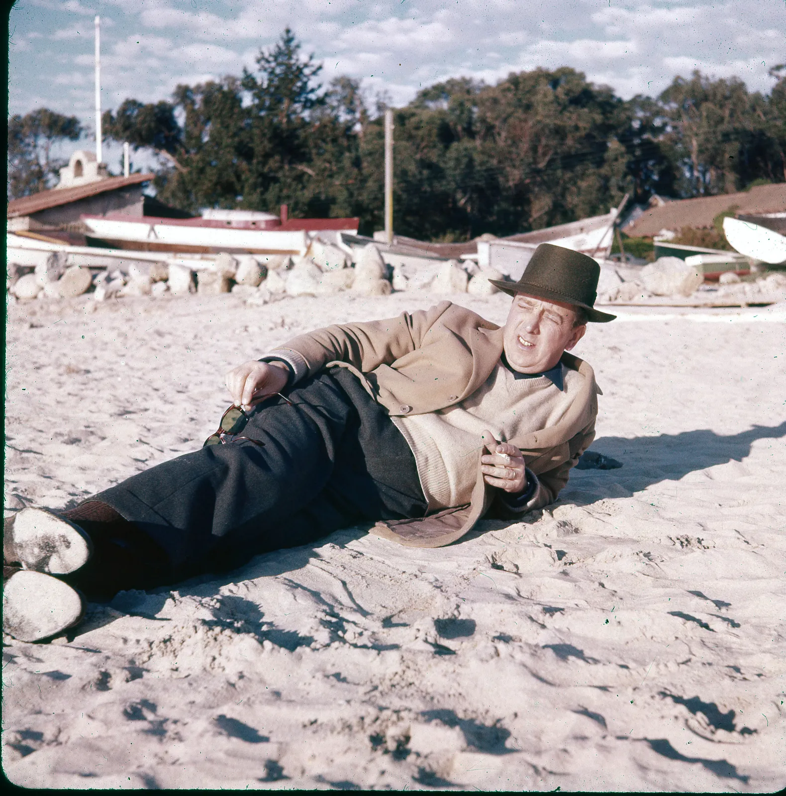 Hombre en una Playa, 1961