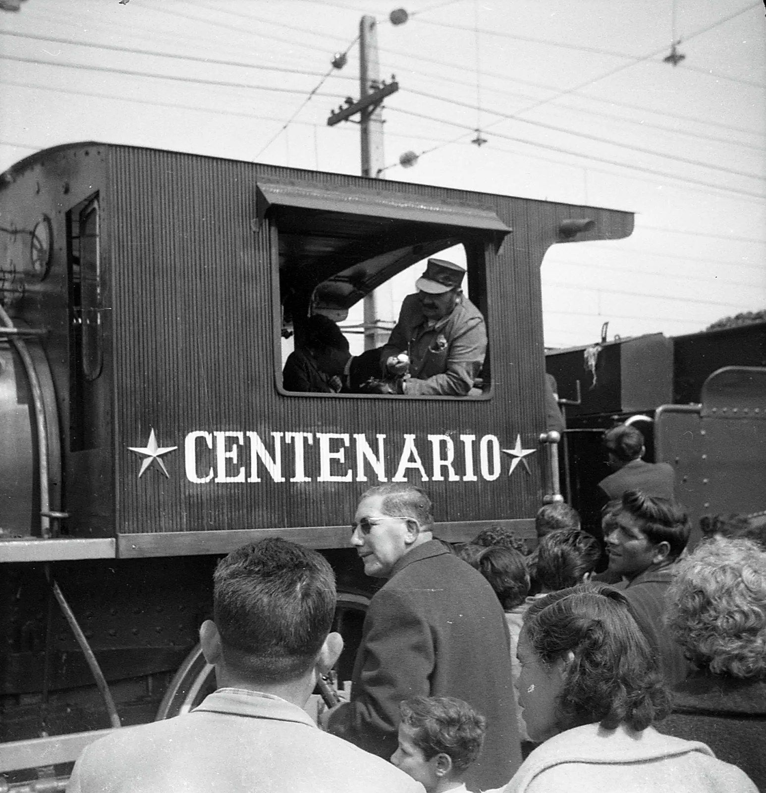 Locomotora en Centenario del Ferrocarril Santiago Valparaíso, Llay Llay, 1963
