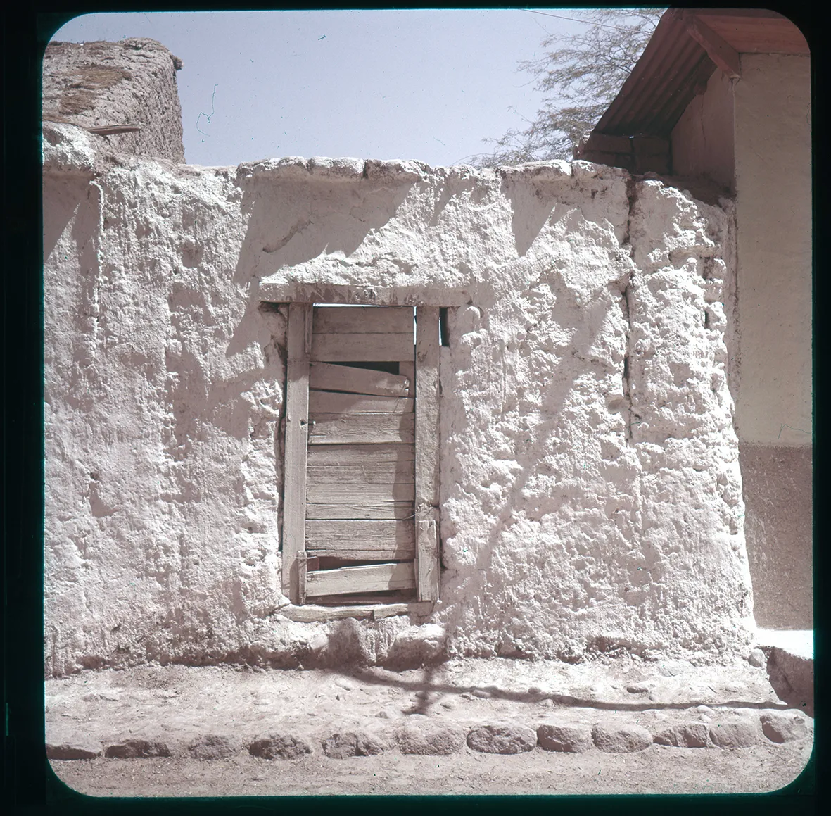 Puerta de tablas, San Pedro de Atacama, Región de Atacama, Chile, 1950 - 1965