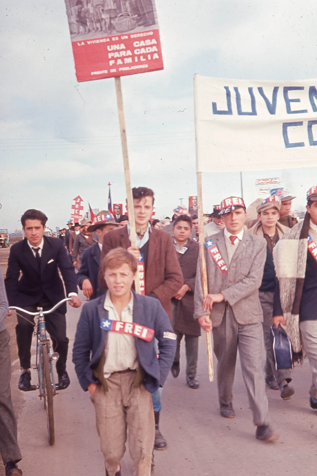 Marcha de la Patria Joven campaña presidencial Eduardo Frei Montalva, 1964