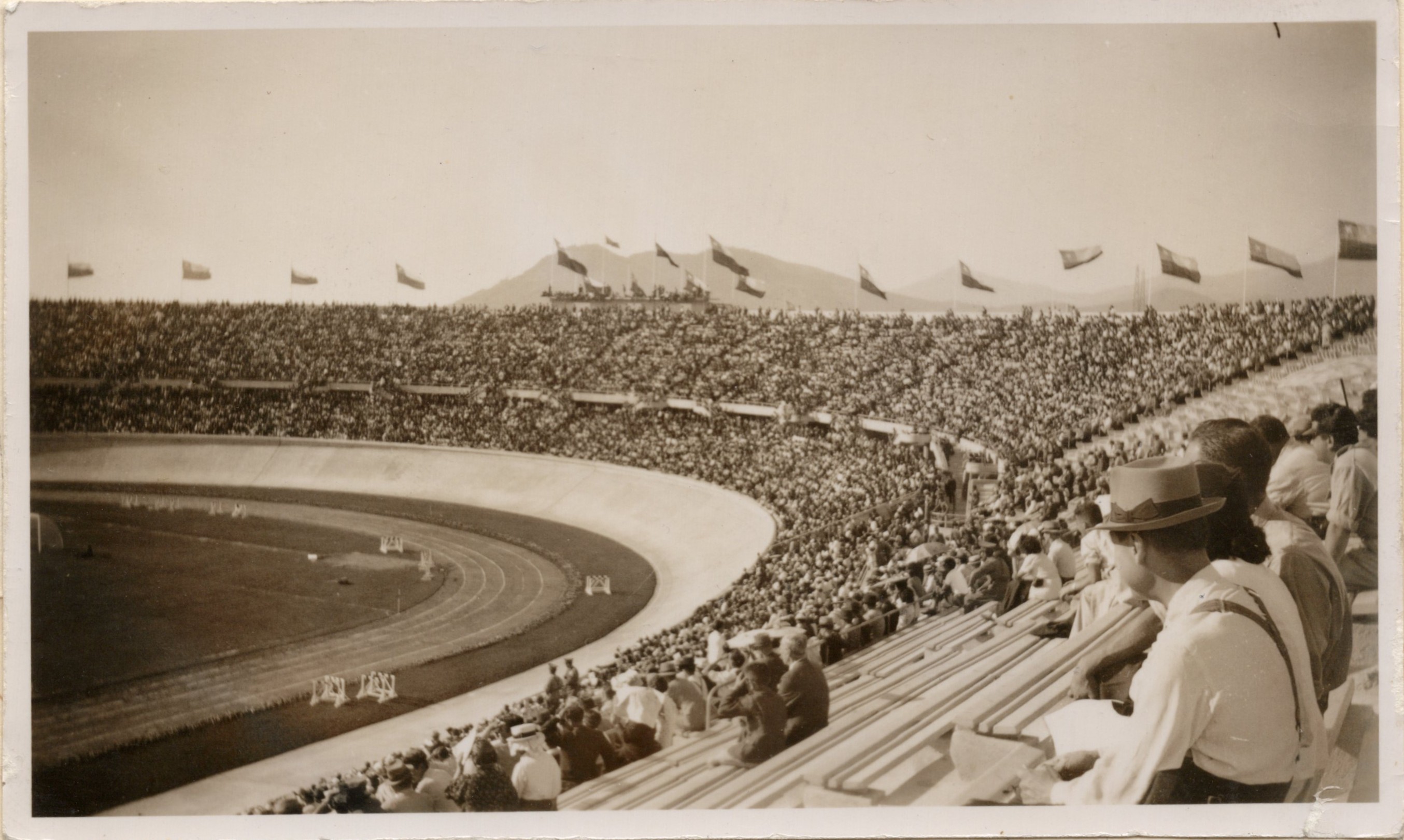 Estadio Nacional, 1940s