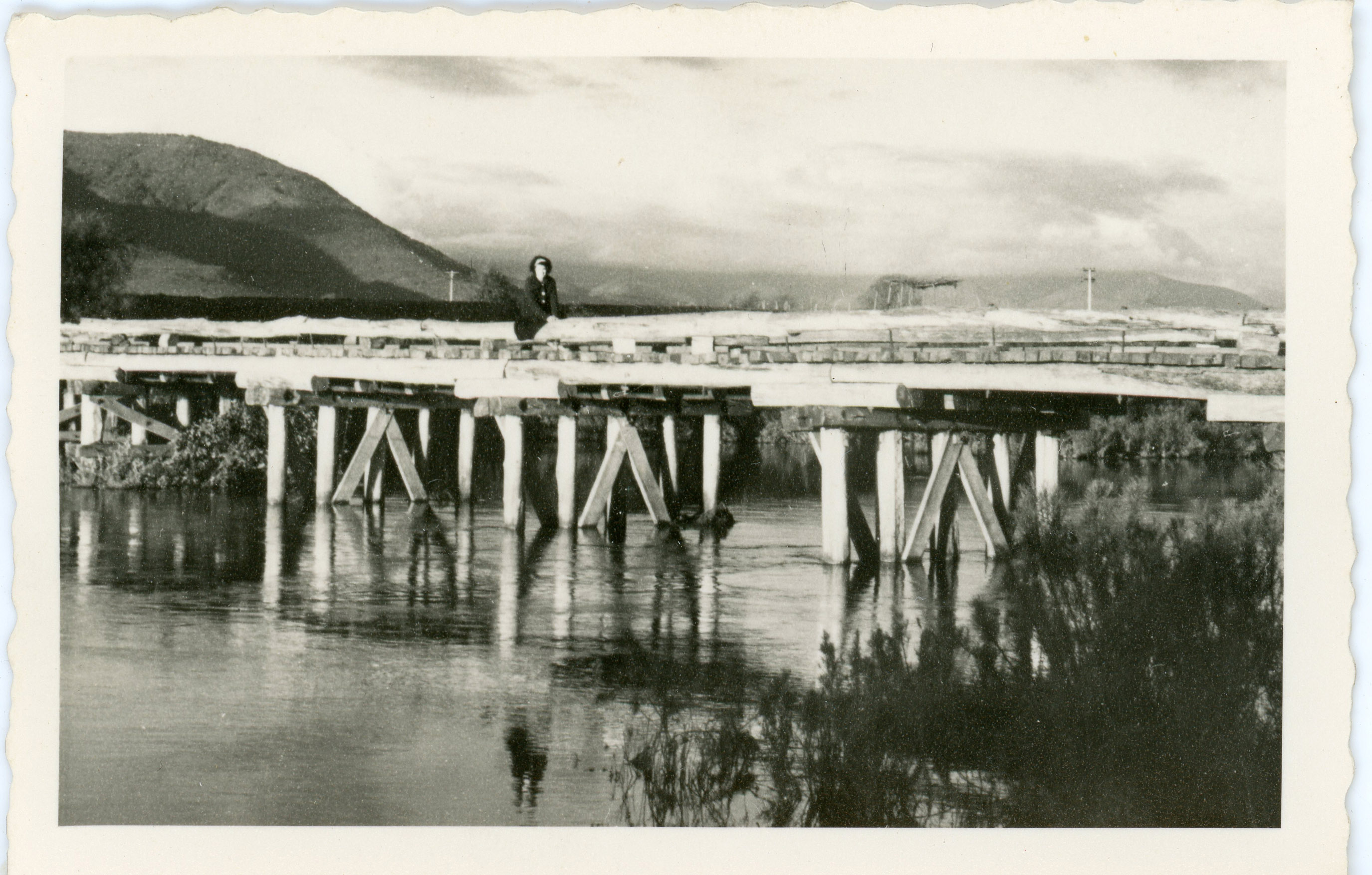 Puente sobre Río Laraquete, Bío Bío, 1964